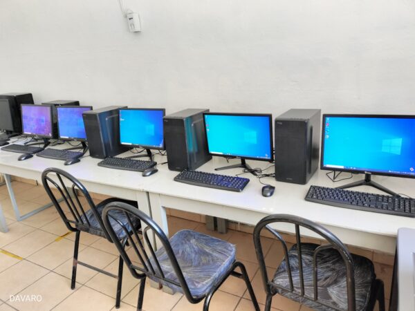 Kit DE 5 COMPUTADORAS PARA ESCUELA / CYBERPACK - INTEL QUAD CORE - Imagen 3
