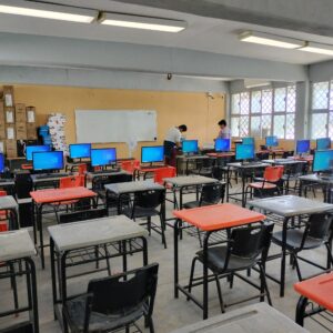 Pack DE 24 COMPUTADORAS PARA ESCUELA / CYBERS / OFICINA - INTEL QUAD CORE N5105