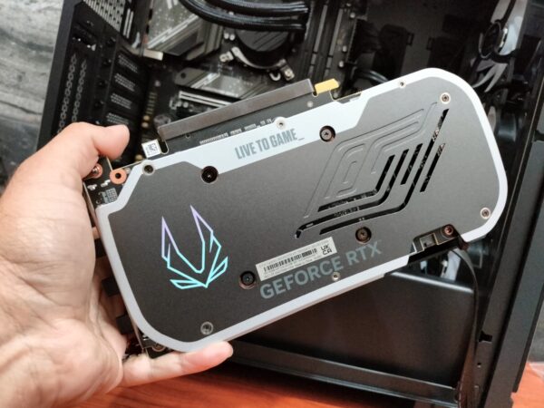 Spartan STARLIGHT PCMR - INTEL CORE i7 14700F & RTX 4070 12GB - Imagen 17