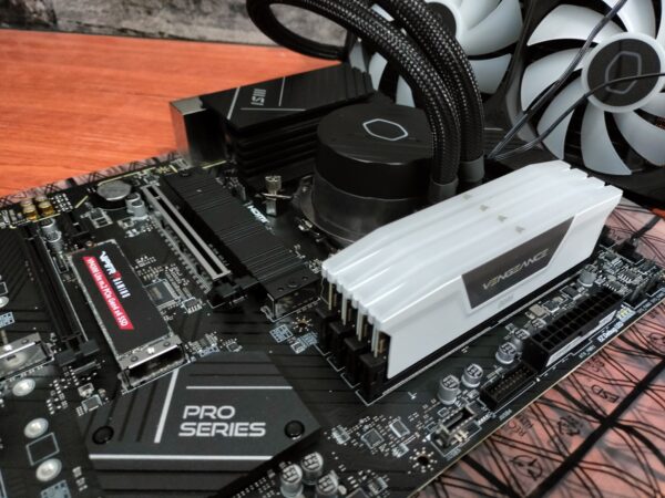 Black MASTERBOX PCMR - INTEL CORE i9 14900KF & RTX 4080 SUPER 16GB - Imagen 11