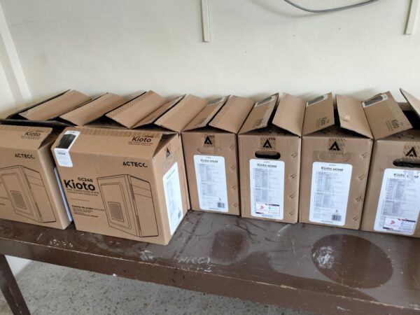 Pack DE 10 COMPUTADORAS PARA ESCUELAS / CYBER – INTEL CORE i3 10100 - Imagen 8
