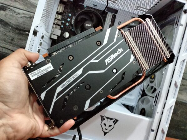 Barbarian BLIXARD PCMR - AMD RYZEN 5 5600X & RX 6600 8GB - Imagen 10