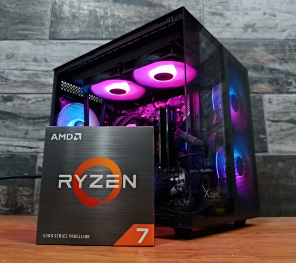 Crystal DELUXE CUBE PCMR – AMD RYZEN 7 5700X & RTX 5060TI 8GB – DAVARO