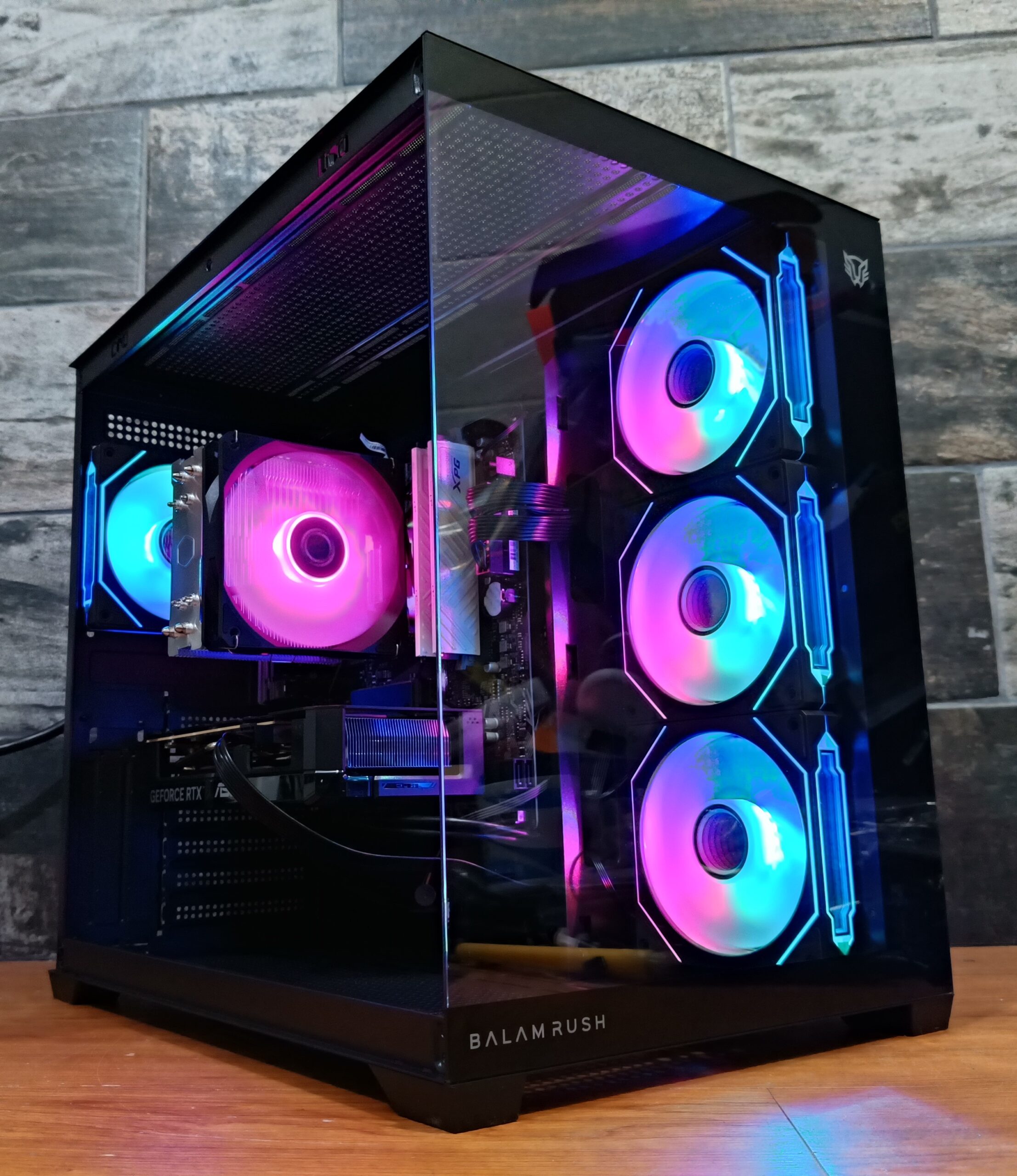BLACK CRYSTAL PCMR - AMD RYZEN 7 5700X & RTX 5060 8GB - Imagen 4