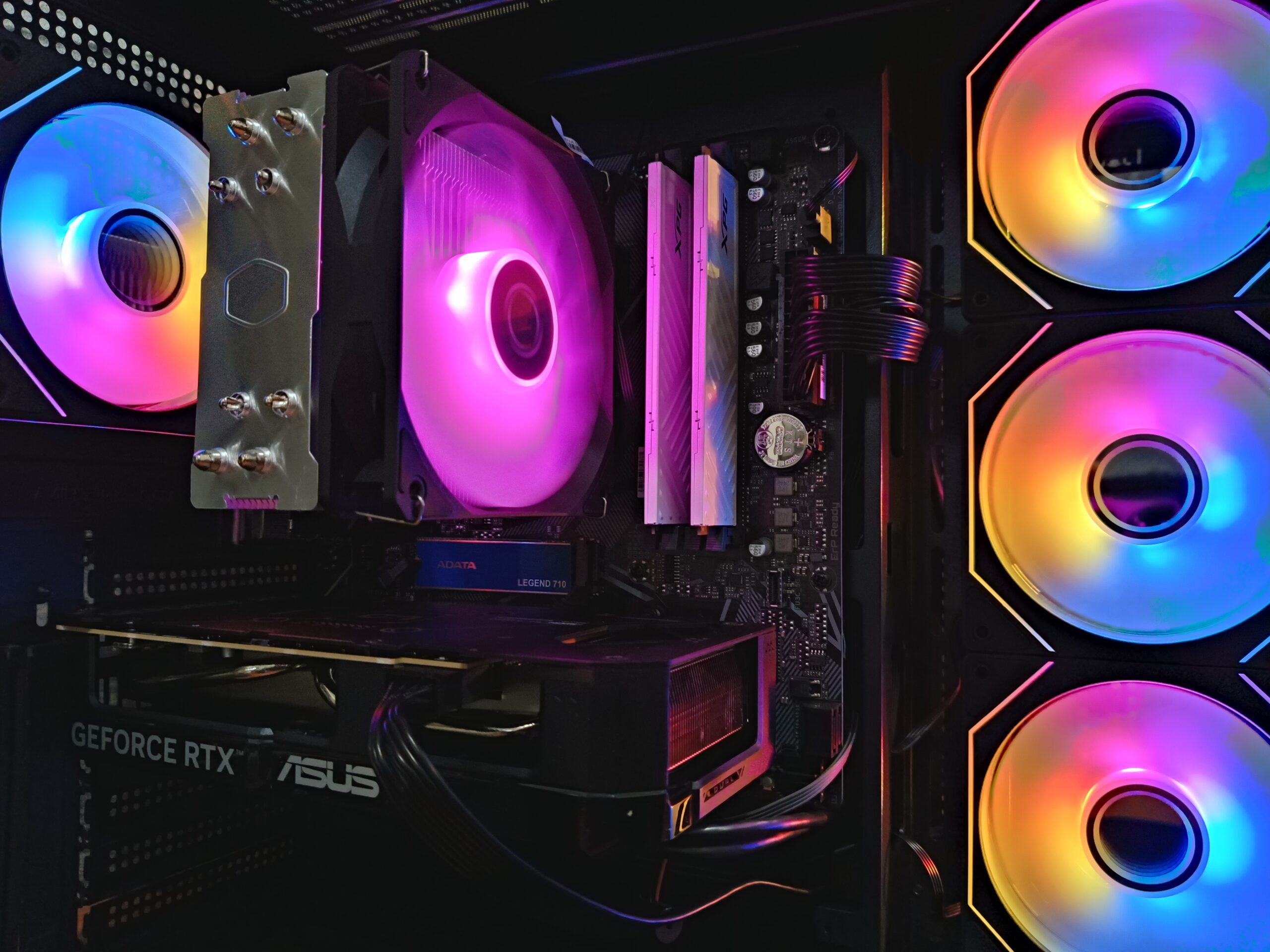 BLACK CRYSTAL PCMR - AMD RYZEN 7 5700X & RTX 5060 8GB - Imagen 6