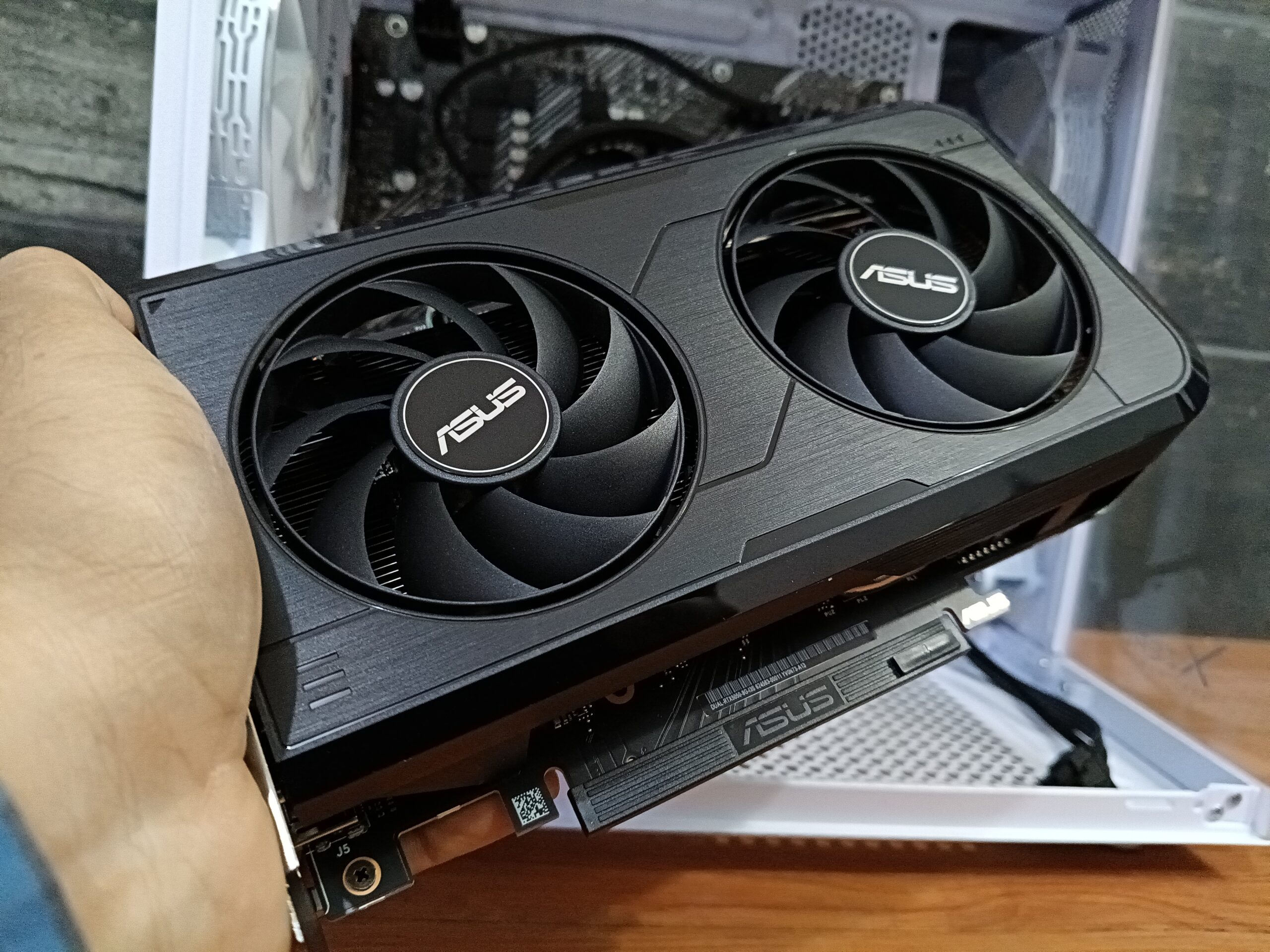 STARLIGHT PCMR - AMD RYZEN 7 5700 & RTX 5050 8GB - Imagen 8